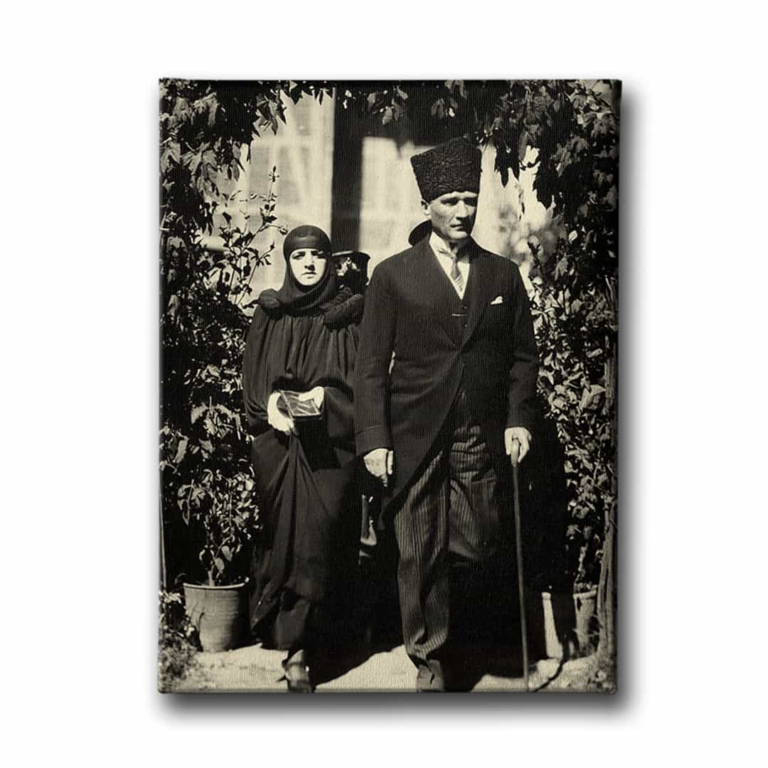 Makbule Hanım ve Atatürk Kanvas Tablo Makbule Hanım ve Atatürk Kanvas Tablo